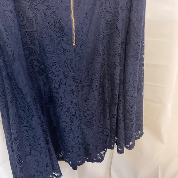 Dress - Picture 10 of 10